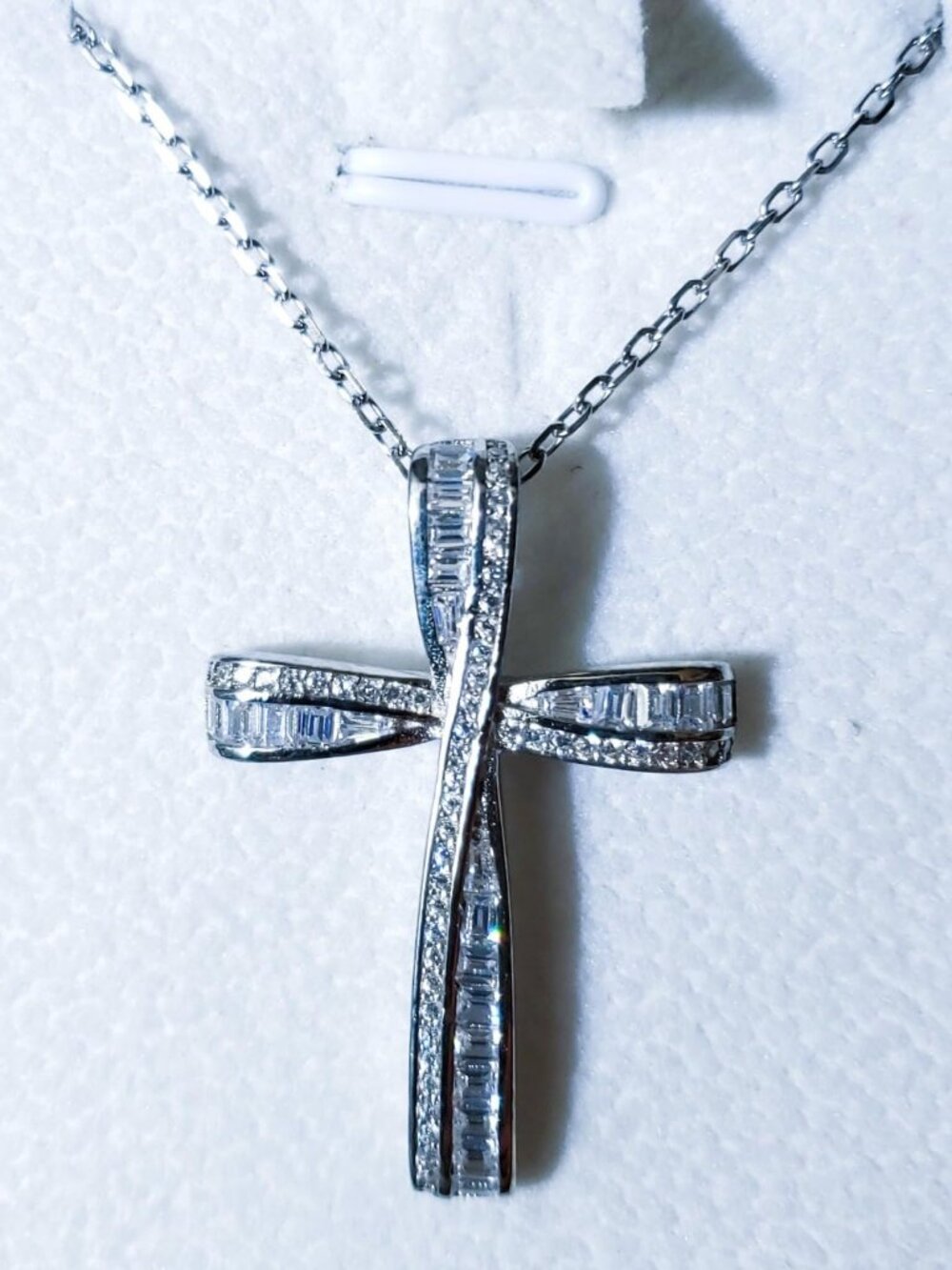 ✨Women's Sterling Silver 5A Cubic Zirconia Cross Pendant Necklace
